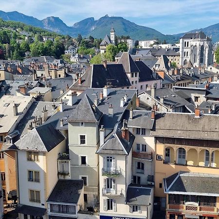 Logement Autour De Moi * * * * * Chambéry Buitenkant foto
